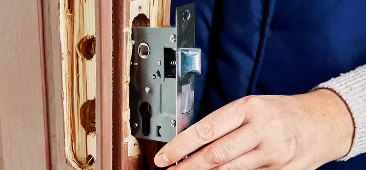 Garage Door Lock Replacement West Little River